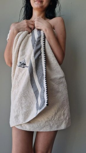 It’s Only Fair I Post My First Towel Drop On RealGirls!